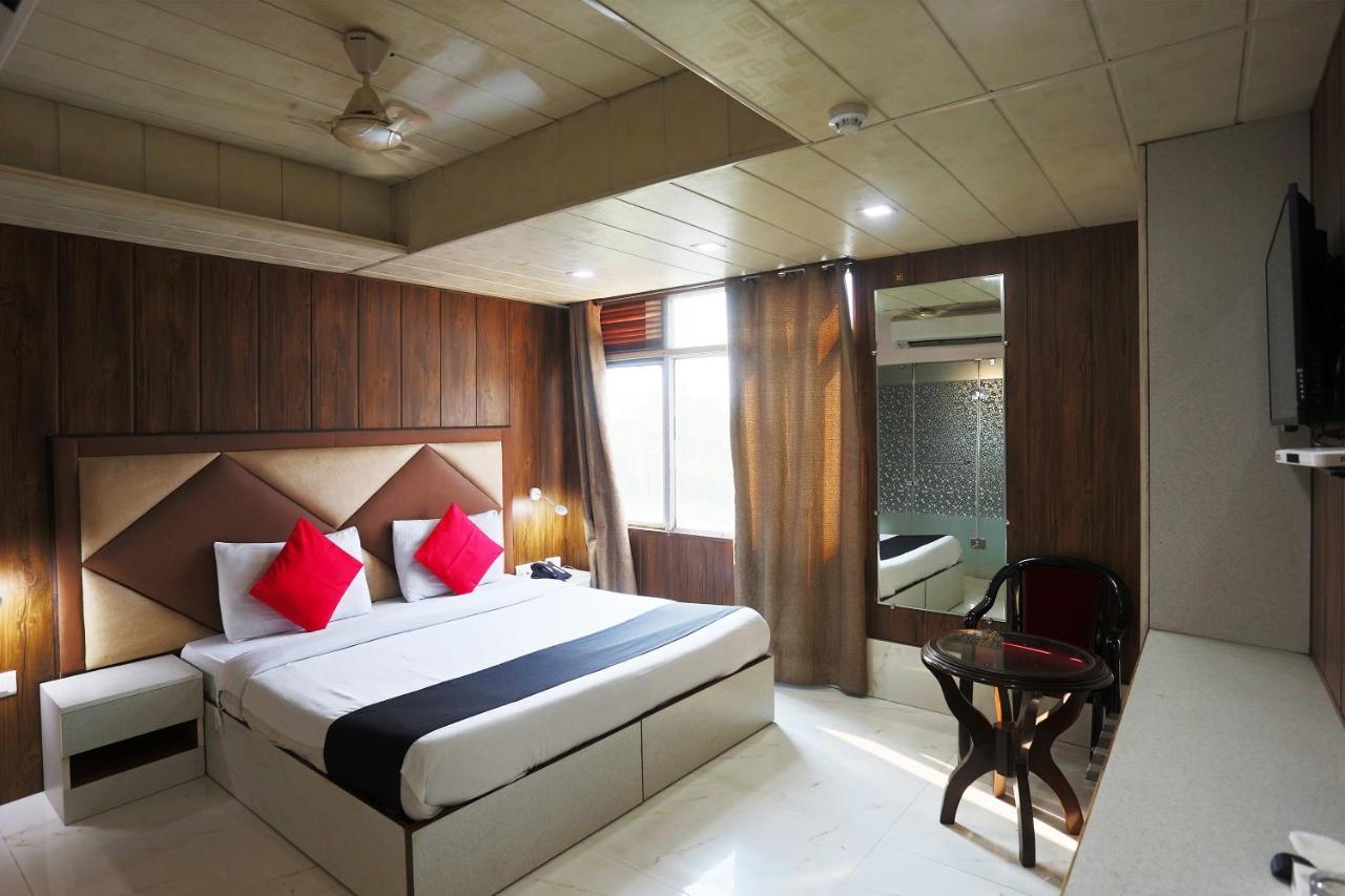 Capital O 23188 Glory Villa Nueva Delhi Exterior foto