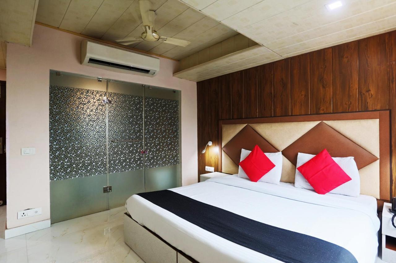 Capital O 23188 Glory Villa Nueva Delhi Exterior foto