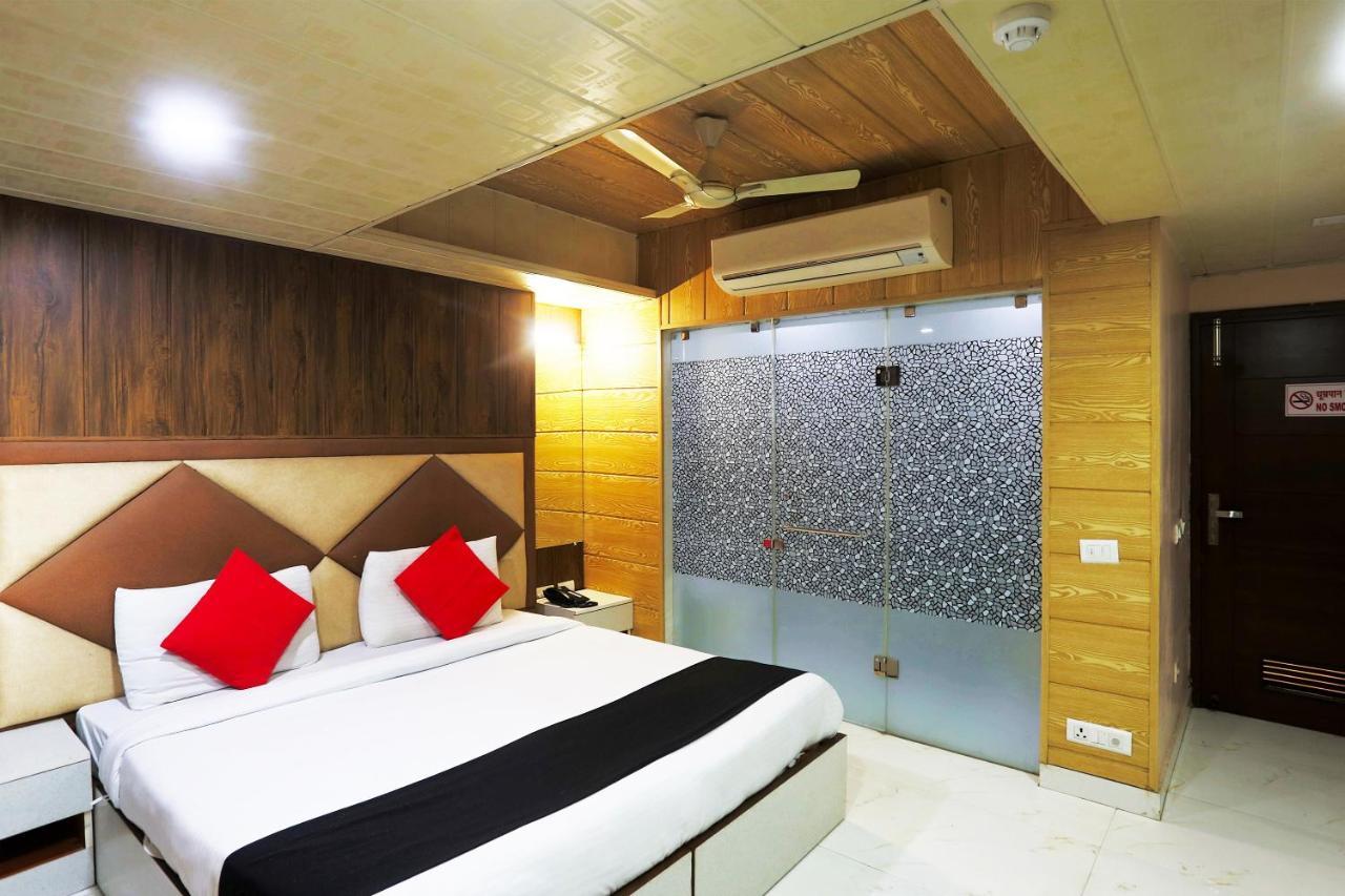 Capital O 23188 Glory Villa Nueva Delhi Exterior foto